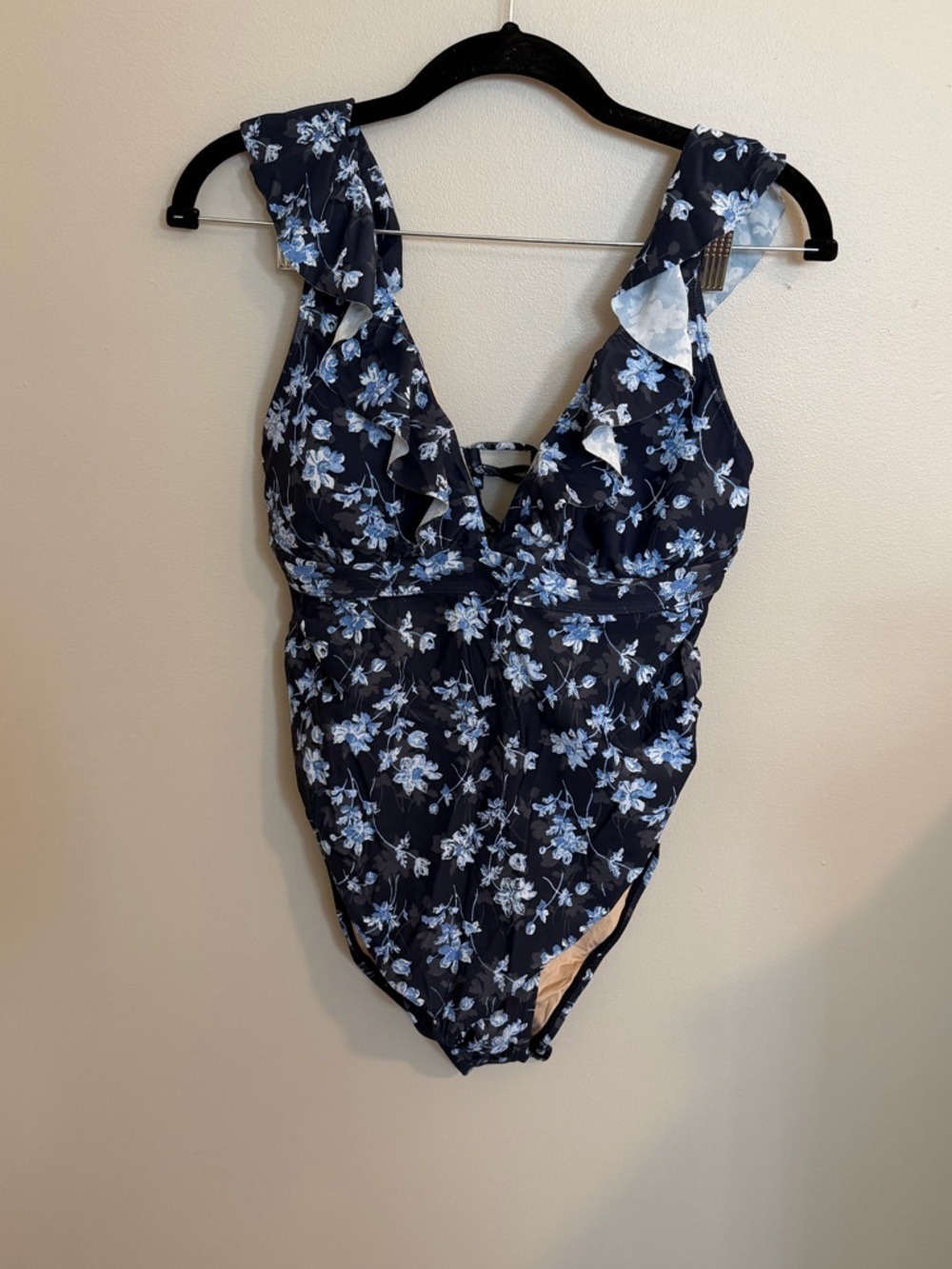 A Pea in the Pod Navy Floral One Piece Swimsuit - Picture 3 of 10